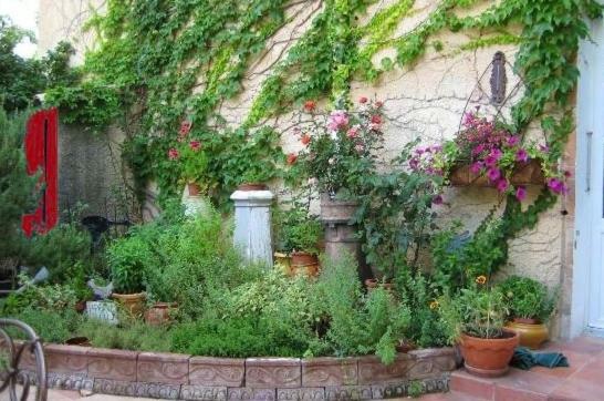 Le Clos Des Freres Gris Bed and Breakfast Aix-en-Provence Eksteriør billede